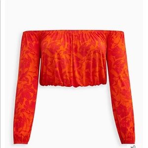 Torrid nwt off shoulder long sleeve crop top size 1
